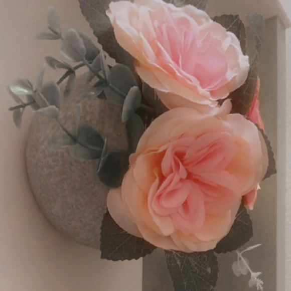 Snow globe,pink and yellow flowers - Picture 3 of 4